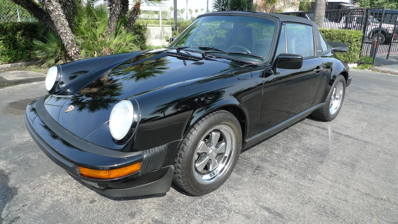 1987 Porsche 911 Carrera 3.2 - Image 3 of 31