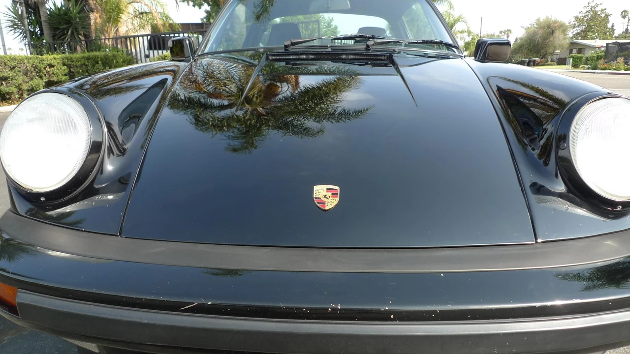 1987 Porsche 911 Carrera 3.2 - Image 24 of 31