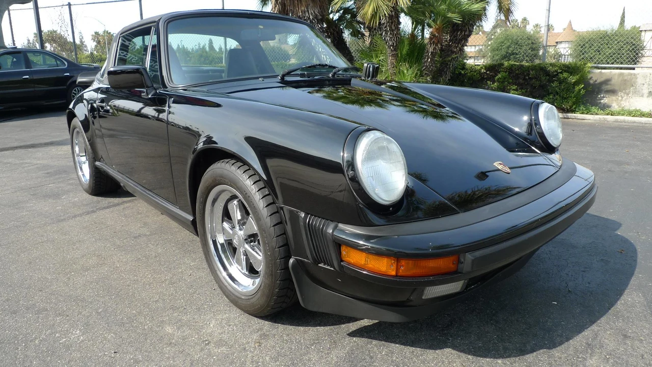 1987 Porsche 911 Carrera 3.2 - Image 14 of 31