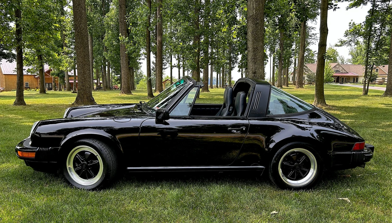 1987 Porsche 911 Carrera 3.2 - Image 9 of 31
