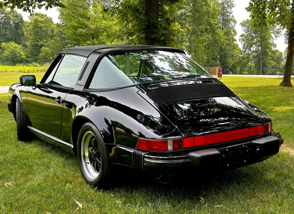 1987 Porsche 911 Carrera 3.2 - Image 20 of 31