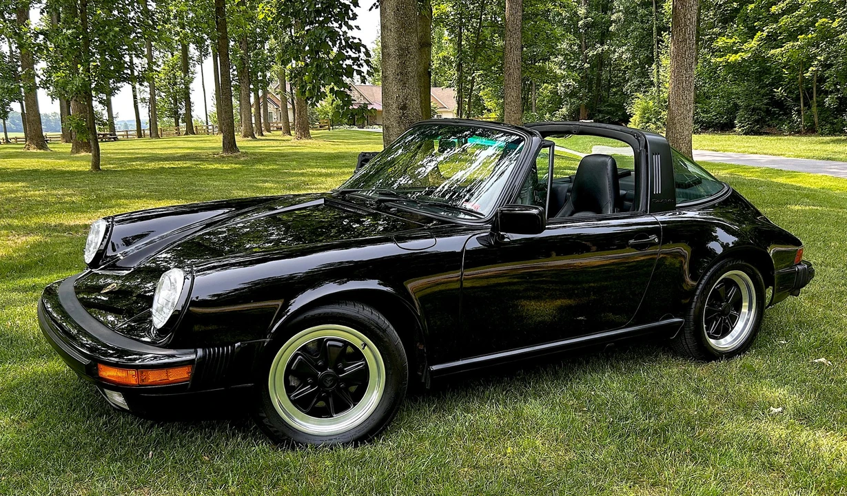 1987 Porsche 911 Carrera 3.2 - Image 2 of 31