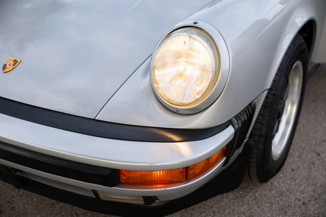 1987 Porsche 911 Carrera 3.2 - Image 28 of 31