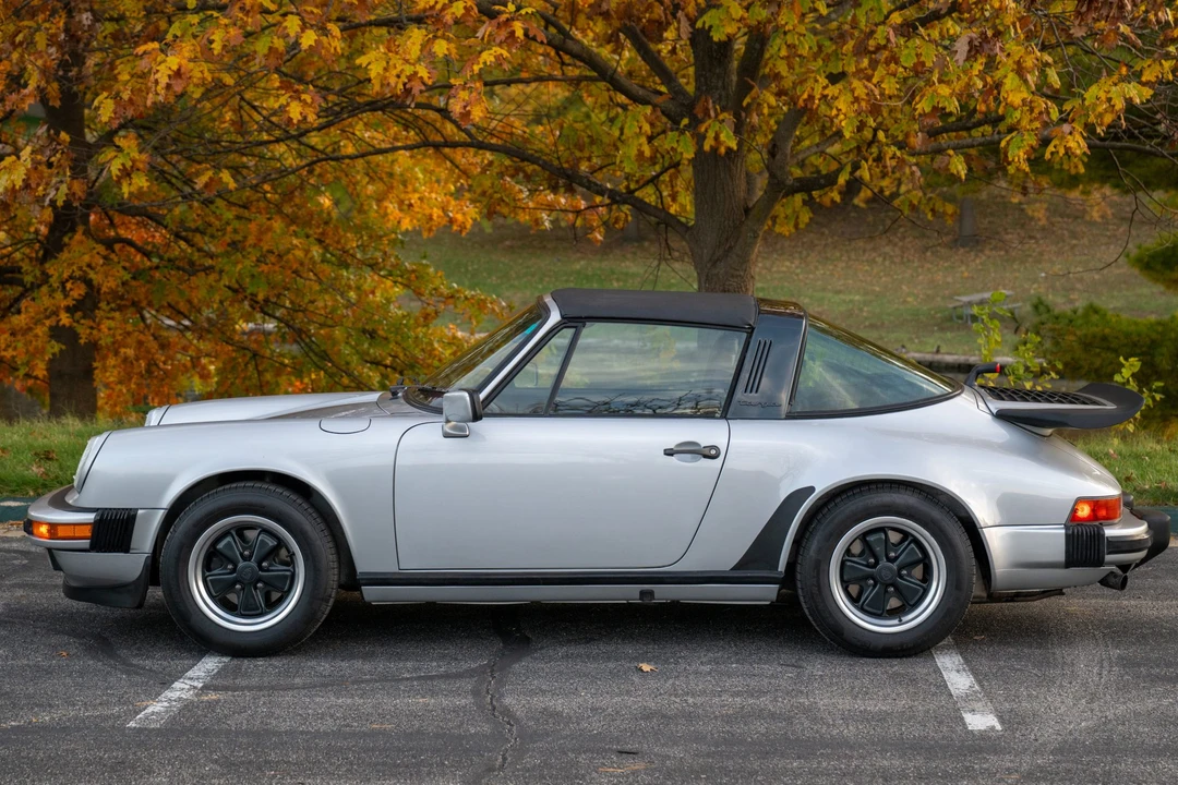 1987 Porsche 911 Carrera 3.2 - Image 10 of 31