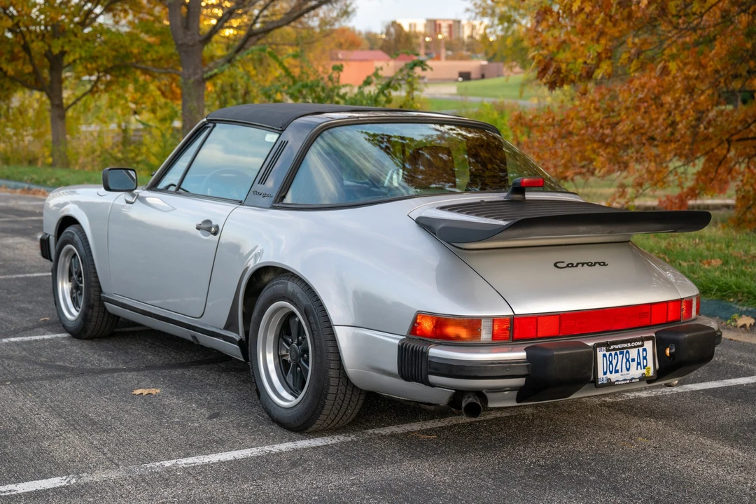 1987 Porsche 911 Carrera 3.2 - Image 12 of 31