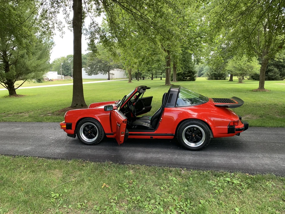 1987 Porsche 911 Carrera 3.2 - Image 15 of 31