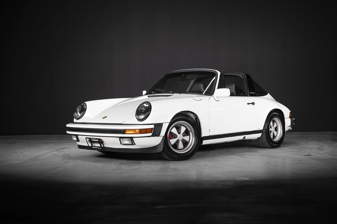1987 Porsche 911 Carrera 3.2 - Image 2 of 31