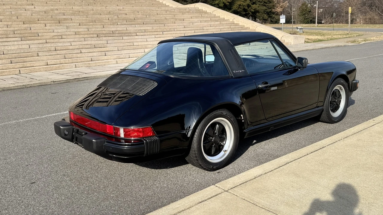 1987 Porsche 911 Carrera 3.2 - Image 7 of 31