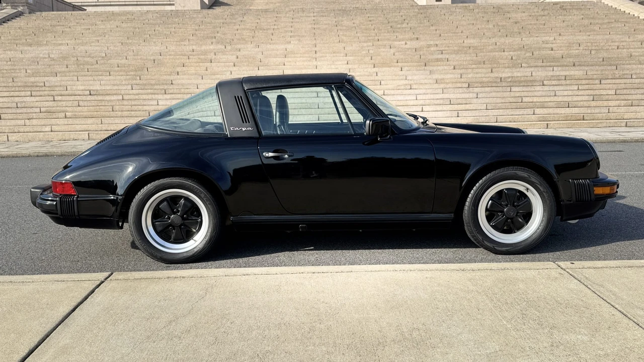 1987 Porsche 911 Carrera 3.2 - Image 8 of 31