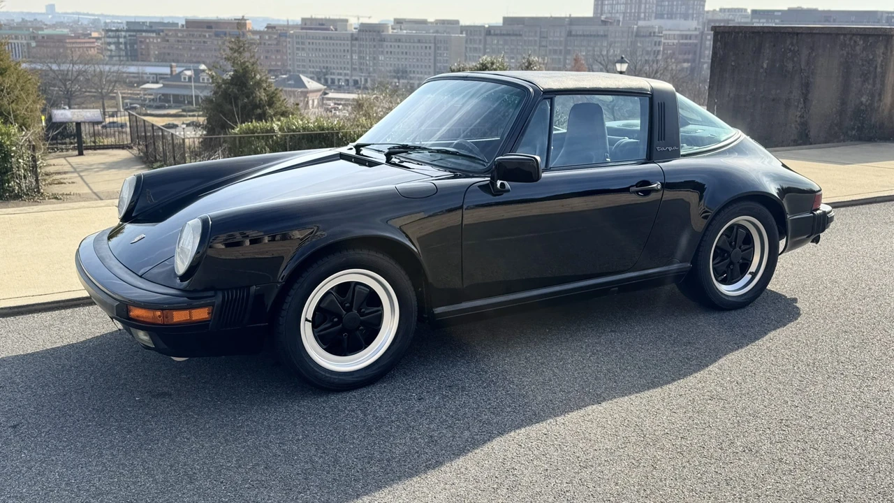1987 Porsche 911 Carrera 3.2 - Image 3 of 31