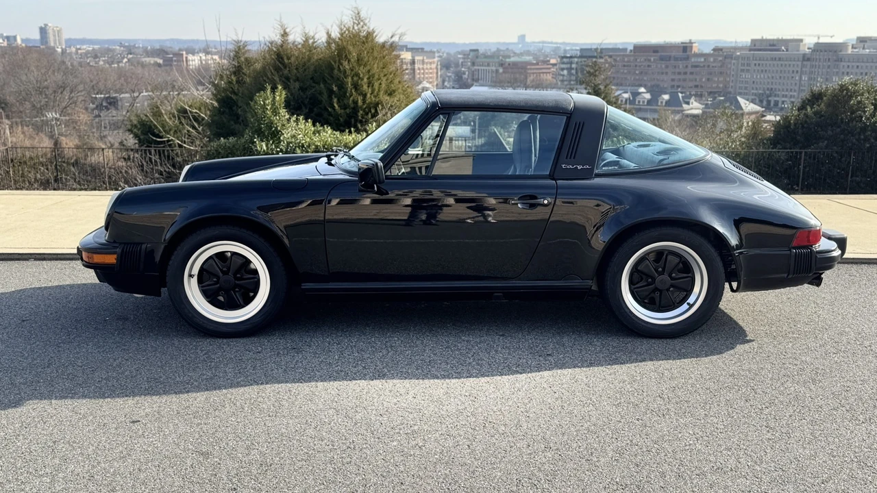 1987 Porsche 911 Carrera 3.2 - Image 4 of 31