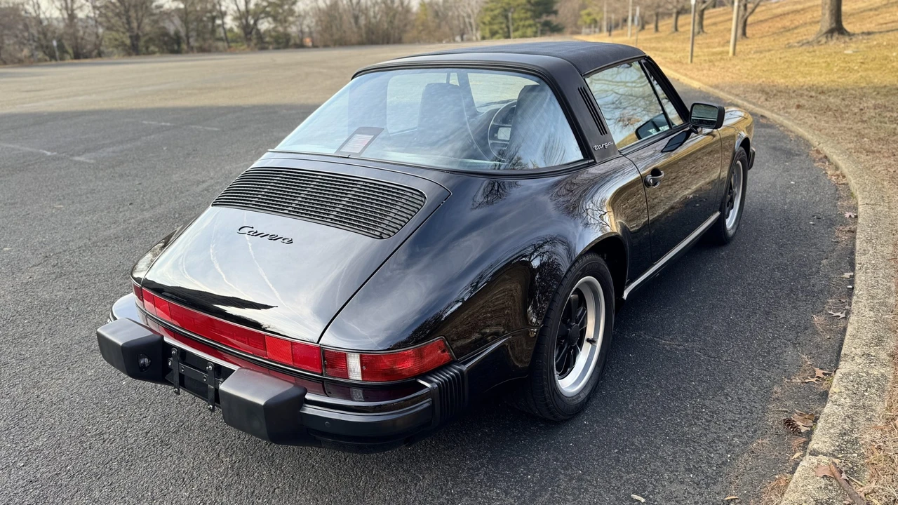 1987 Porsche 911 Carrera 3.2 - Image 31 of 31