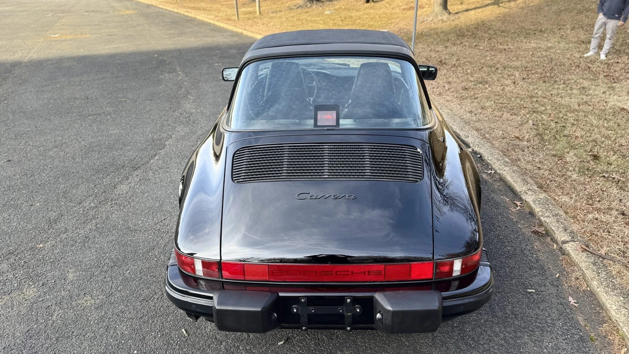 1987 Porsche 911 Carrera 3.2 - Image 28 of 31