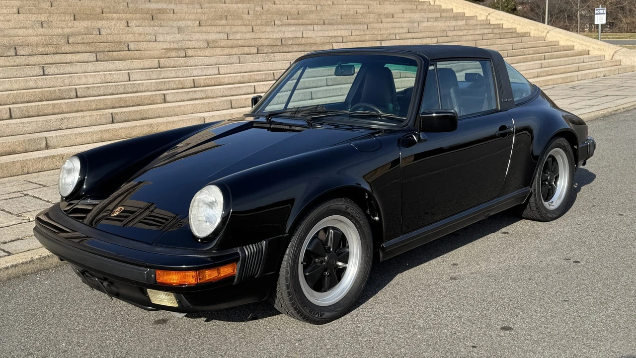 1987 Porsche 911 Carrera 3.2 - Image 13 of 31