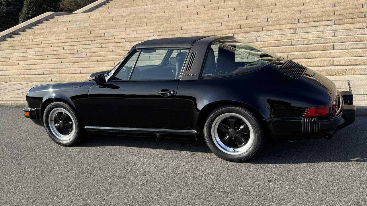 1987 Porsche 911 Carrera 3.2 - Image 17 of 31