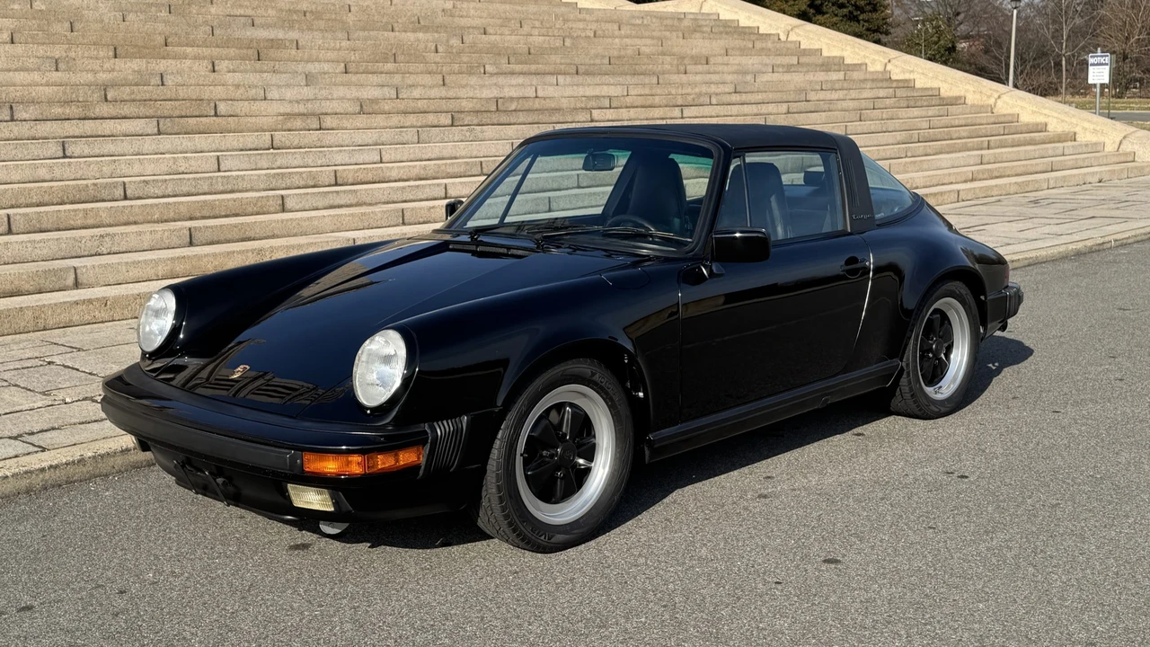 1987 Porsche 911 Carrera 3.2 - Image 14 of 31