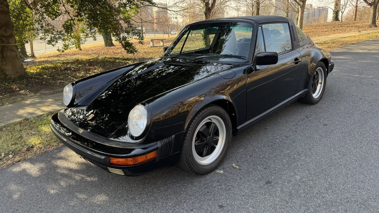 1987 Porsche 911 Carrera 3.2 - Image 21 of 31