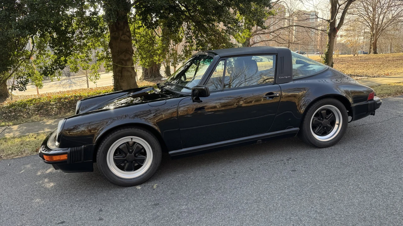 1987 Porsche 911 Carrera 3.2 - Image 24 of 31