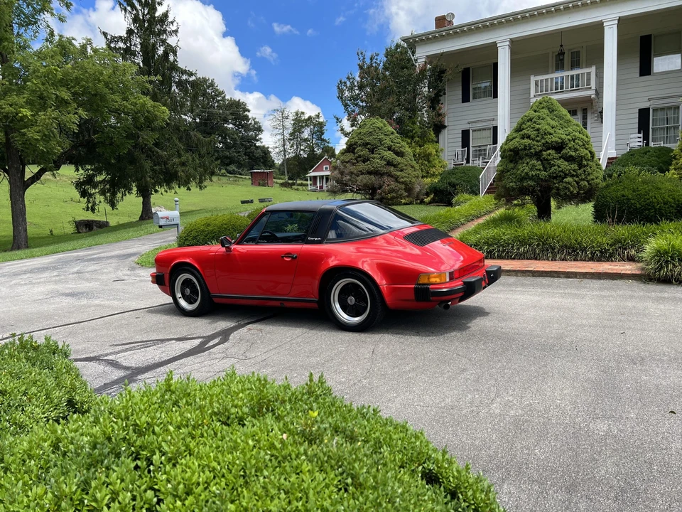 1987 Porsche 911 Carrera 3.2 - Image 5 of 31