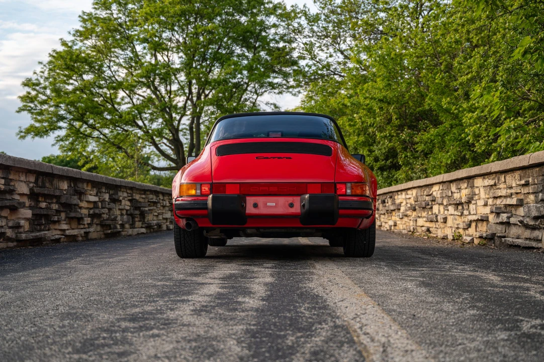 1987 Porsche 911 Carrera 3.2 - Image 28 of 31