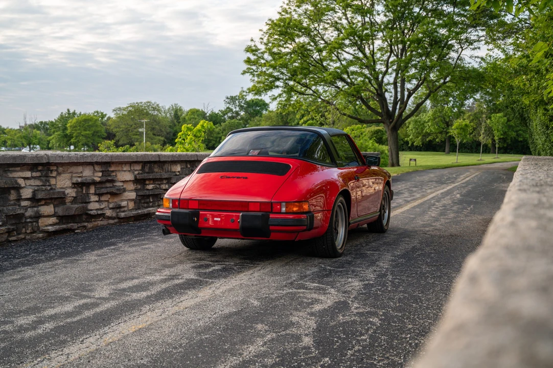 1987 Porsche 911 Carrera 3.2 - Image 29 of 31