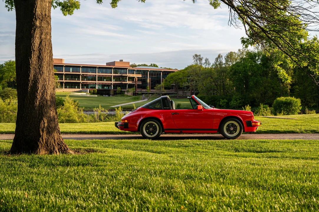 1987 Porsche 911 Carrera 3.2 - Image 14 of 31