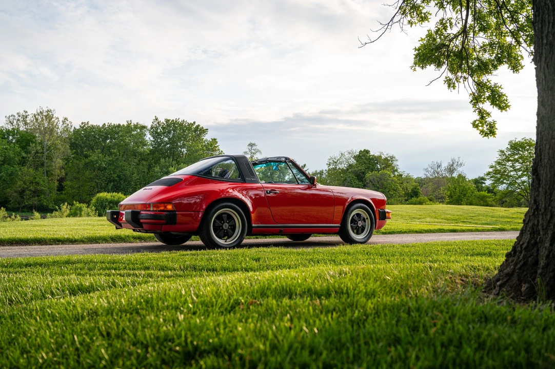 1987 Porsche 911 Carrera 3.2 - Image 12 of 31