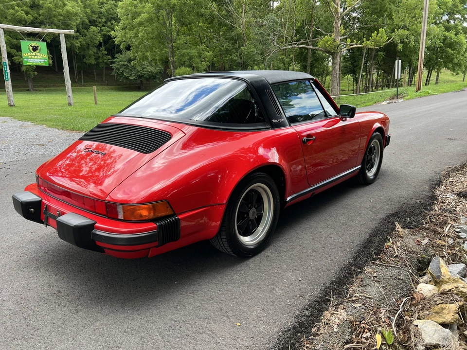 1987 Porsche 911 Carrera 3.2 - Image 11 of 31