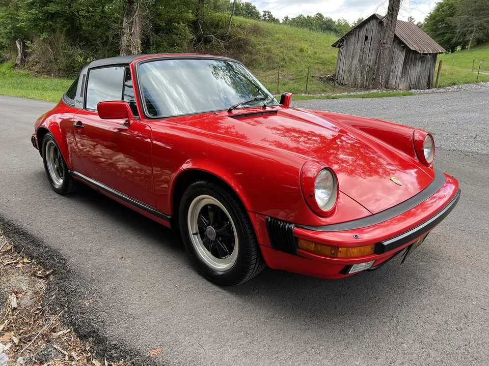 1987 Porsche 911 Carrera 3.2 - Image 13 of 31