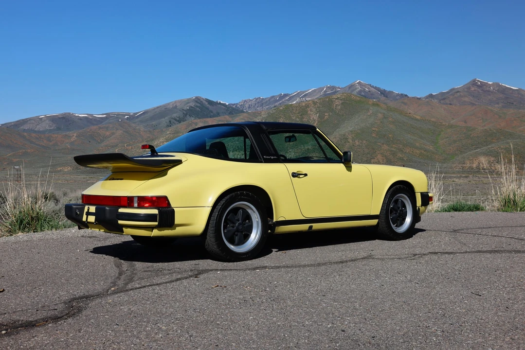 1987 Porsche 911 Carrera 3.2 - Image 12 of 31