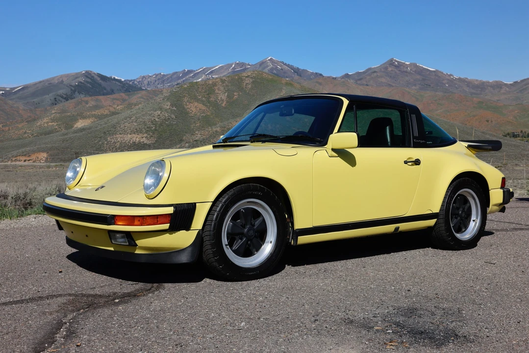 1987 Porsche 911 Carrera 3.2 - Image 2 of 31
