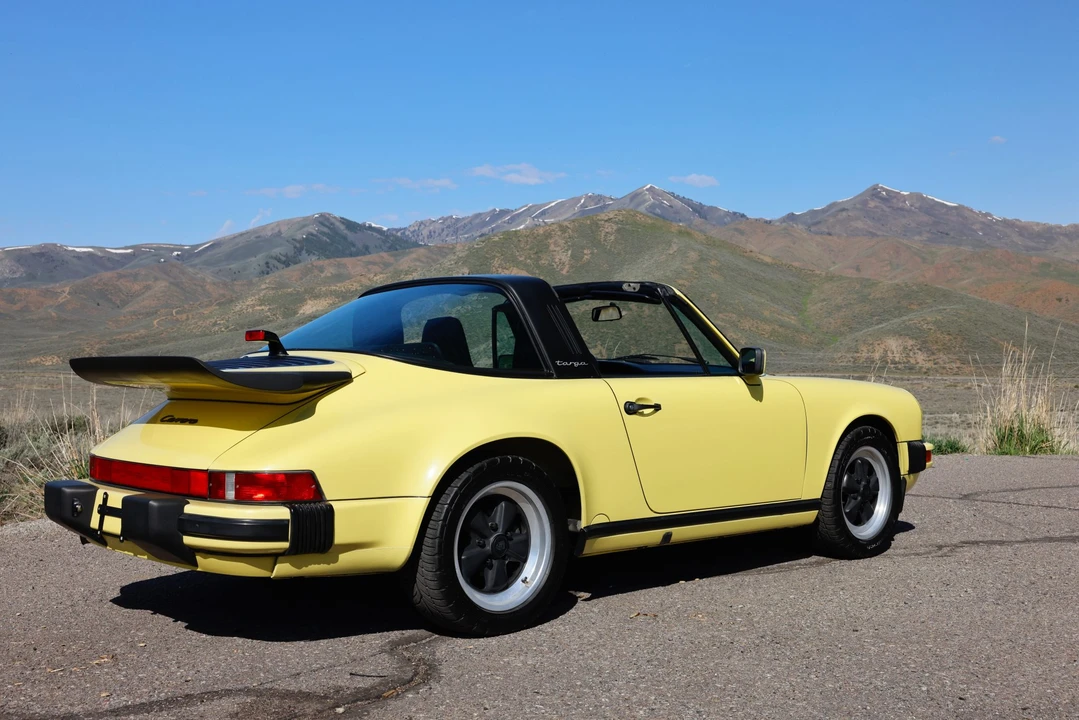 1987 Porsche 911 Carrera 3.2 - Image 25 of 31