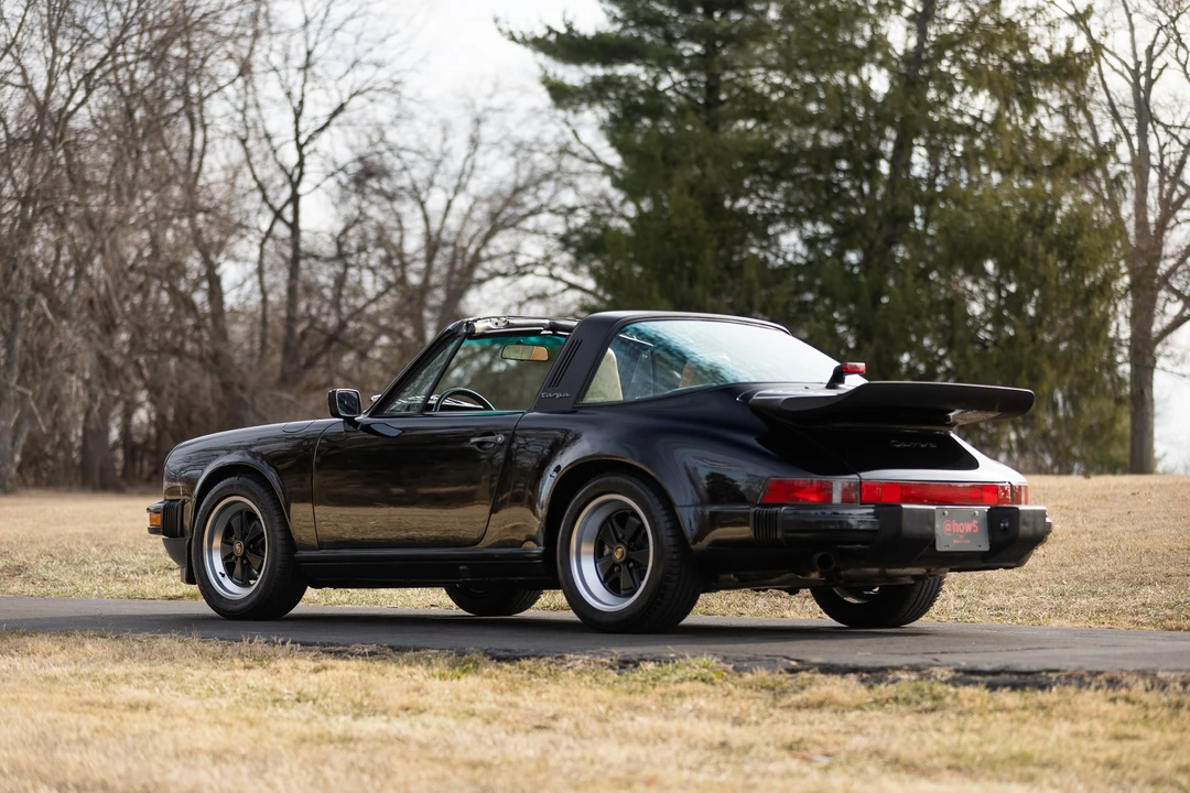 1987 Porsche 911 Carrera 3.2 - Image 16 of 31