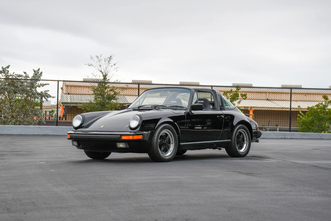 1987 Porsche 911 Carrera 3.2 - Image 6 of 31