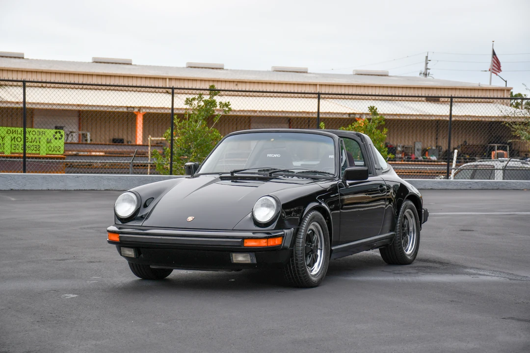 1987 Porsche 911 Carrera 3.2 - Image 4 of 31