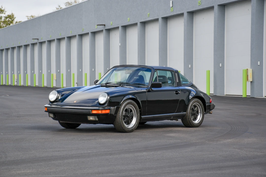 1987 Porsche 911 Carrera 3.2 - Image 11 of 31