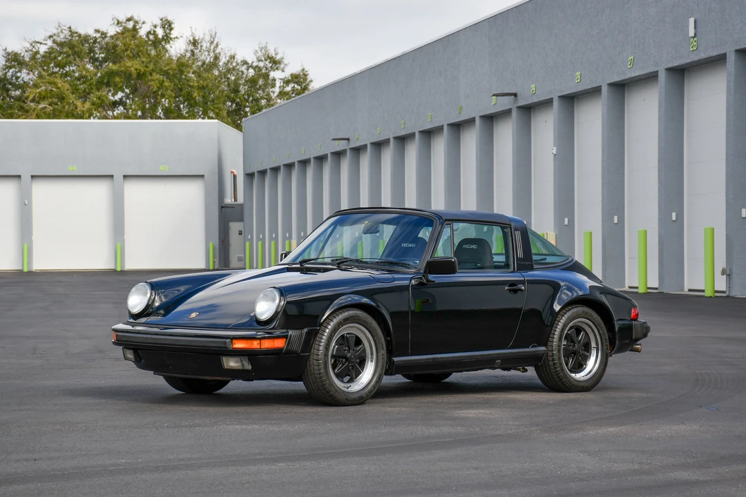 1987 Porsche 911 Carrera 3.2 - Image 10 of 31