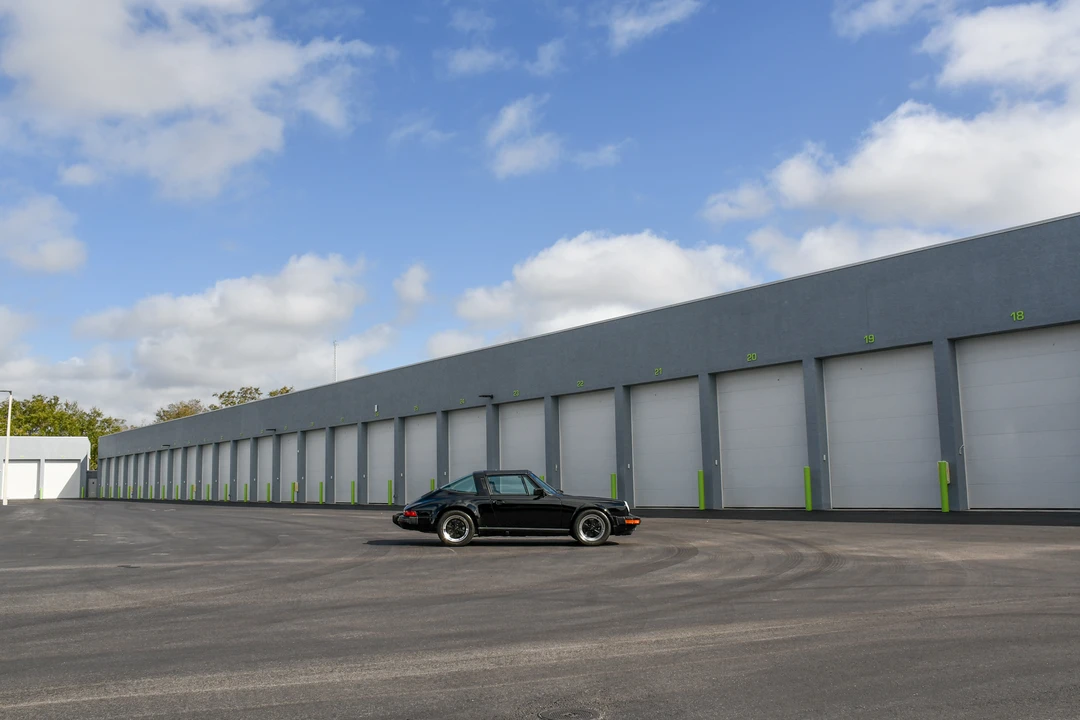 1987 Porsche 911 Carrera 3.2 - Image 18 of 31