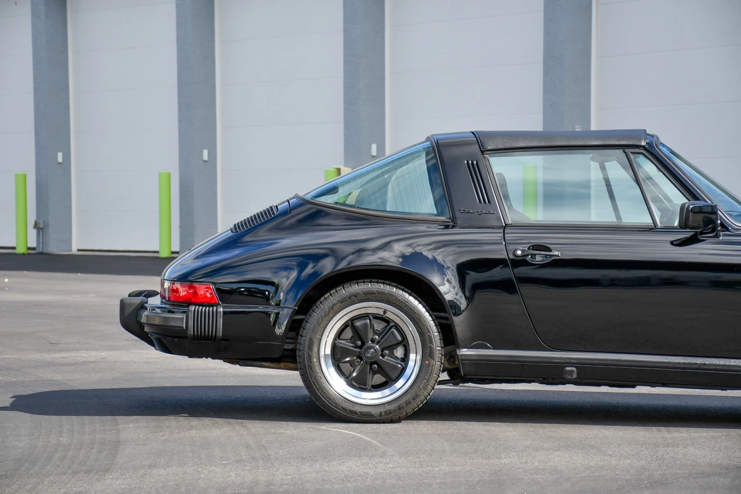 1987 Porsche 911 Carrera 3.2 - Image 30 of 31