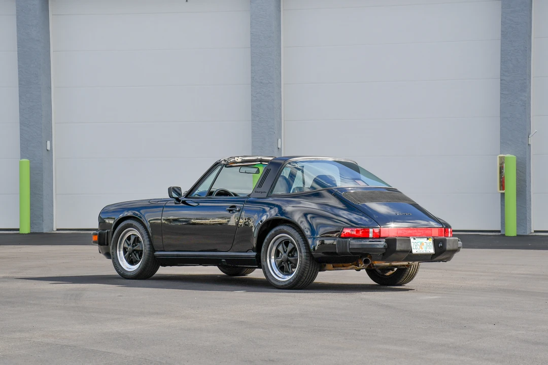 1987 Porsche 911 Carrera 3.2 - Image 25 of 31