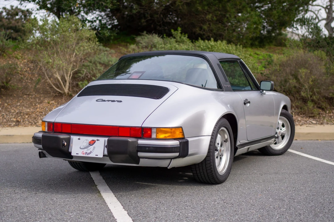 1987 Porsche 911 Carrera 3.2 - Image 13 of 31