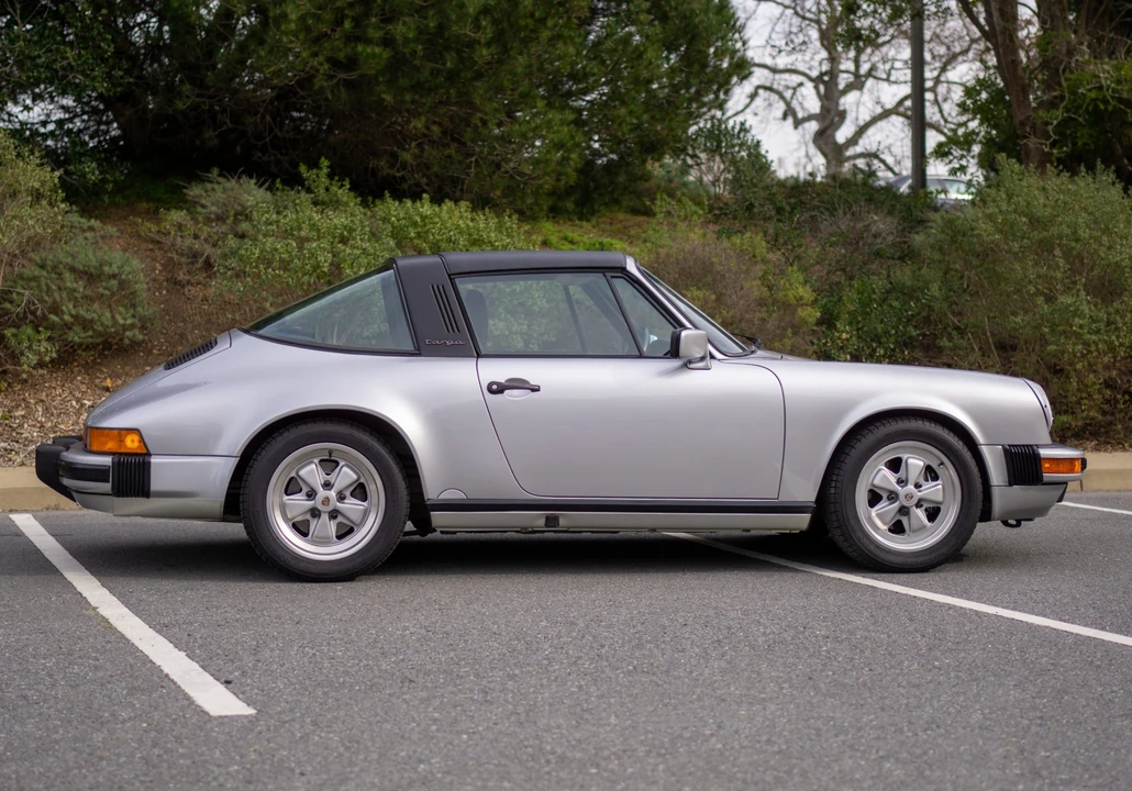 1987 Porsche 911 Carrera 3.2 - Image 15 of 31