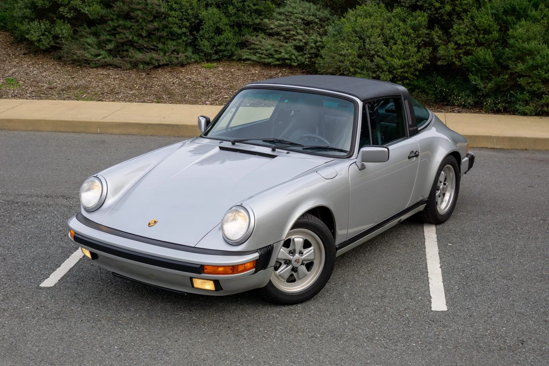 1987 Porsche 911 Carrera 3.2 - Image 2 of 31