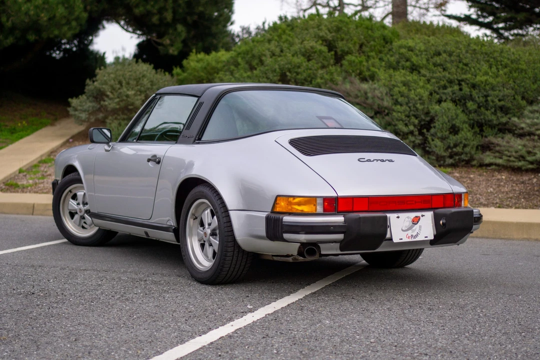 1987 Porsche 911 Carrera 3.2 - Image 6 of 31