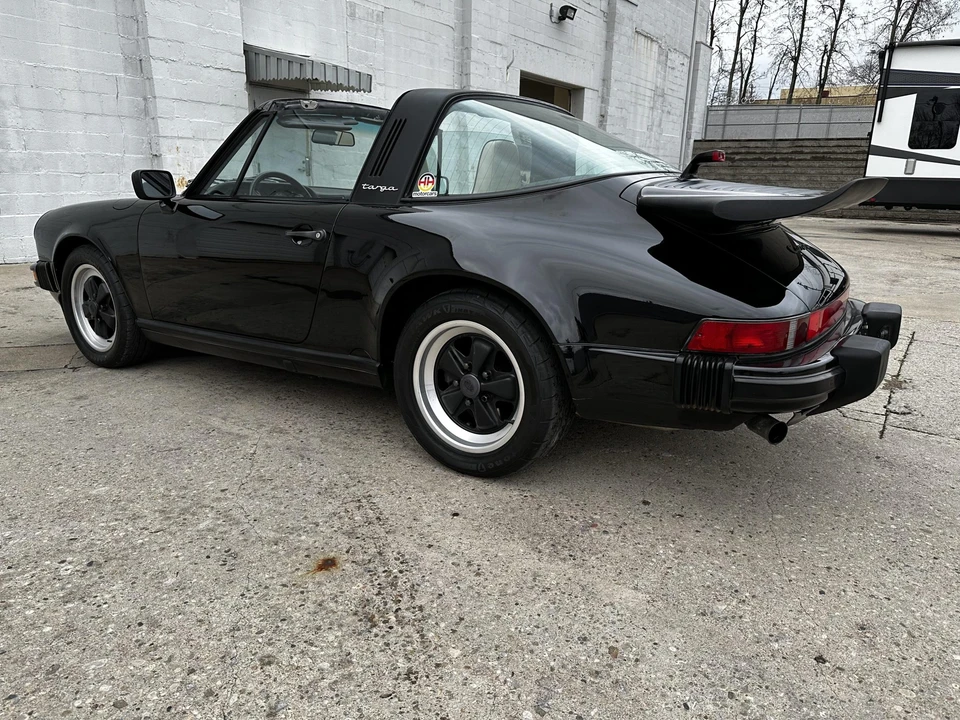 1987 Porsche 911 Carrera 3.2 - Image 5 of 31