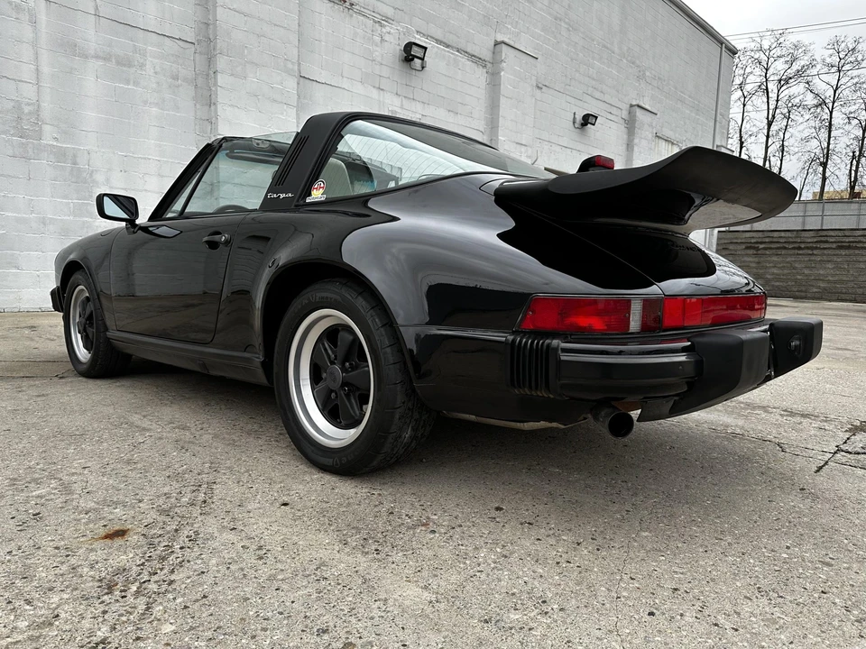 1987 Porsche 911 Carrera 3.2 - Image 6 of 31