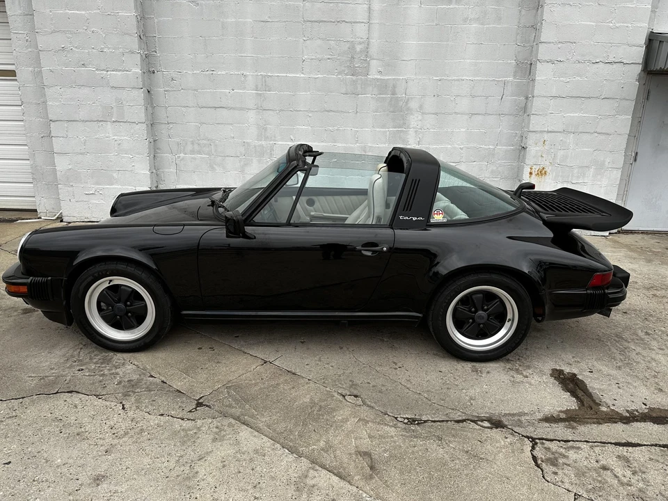 1987 Porsche 911 Carrera 3.2 - Image 3 of 31