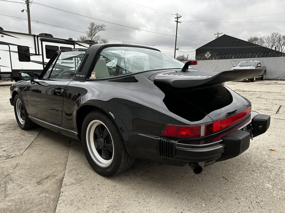 1987 Porsche 911 Carrera 3.2 - Image 7 of 31