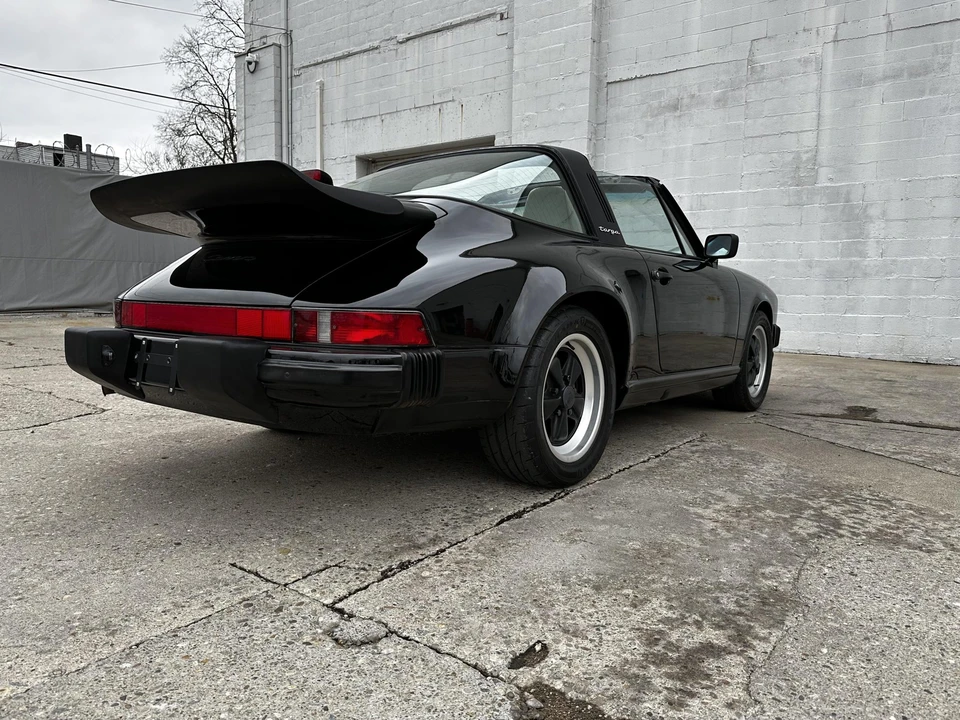 1987 Porsche 911 Carrera 3.2 - Image 9 of 31