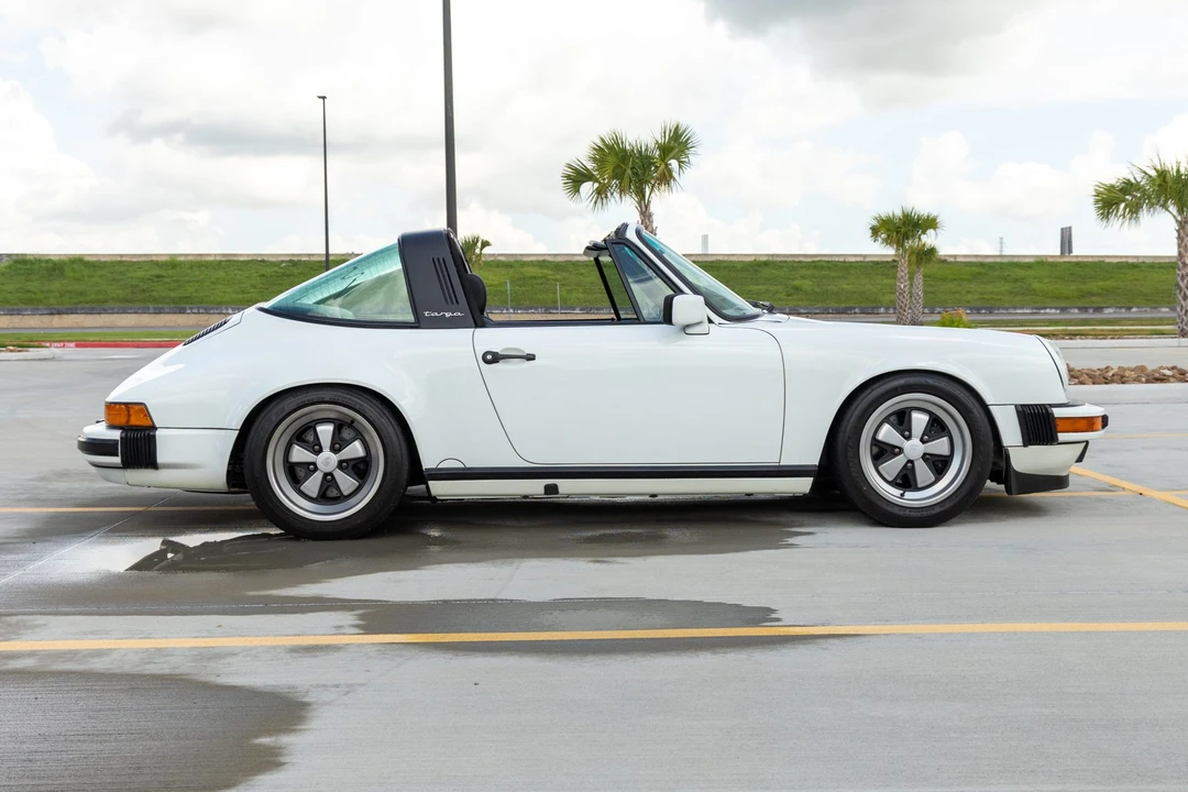 1987 Porsche 911 Carrera 3.2 - Image 5 of 31